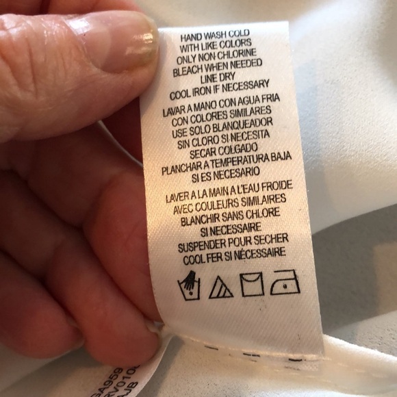 Karl Lagerfeld Popover V Neck Ruffle Mid Sleeve Cream Tie Front Blouse Size S - Picture 10 of 10